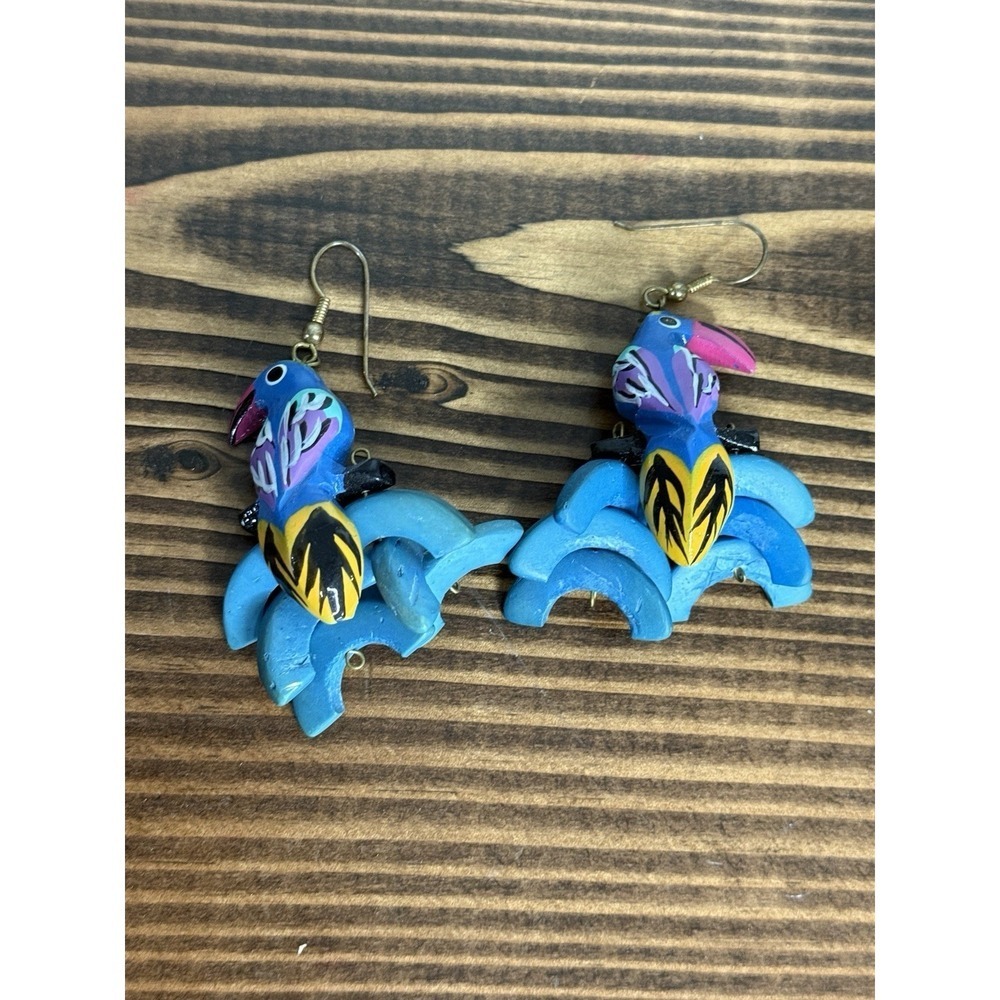 Vintage Hand Carved Wooden Parrot Bird Earrings Dangle Hand Painted Statement - Picture 2 of 3